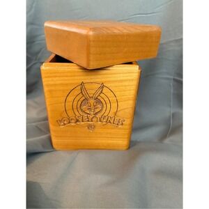 Looney Tunes Wooden Box Collectible Keepsake Box Bugs Bunny Decor       4"x4"x6"